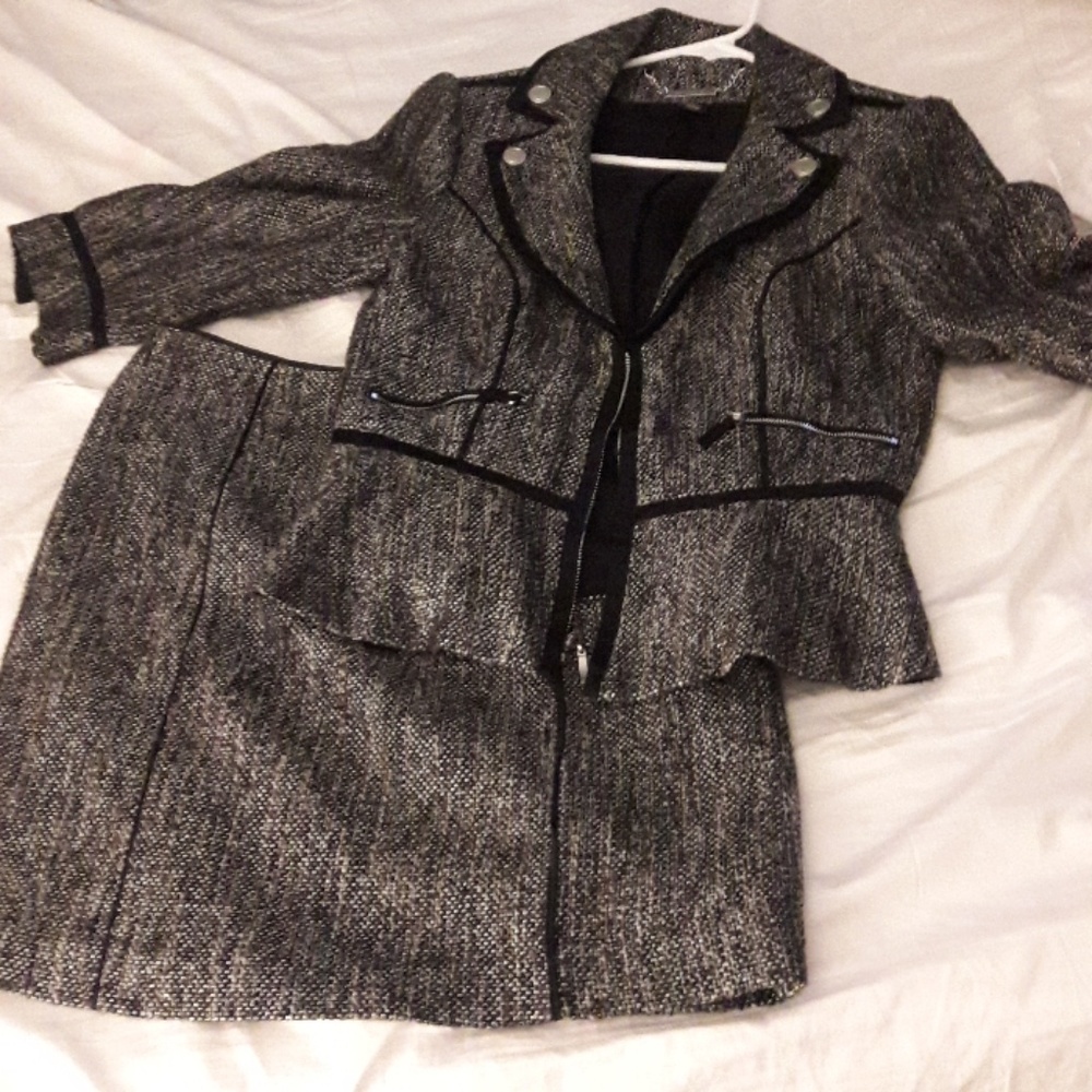 White House Black Market Suit set